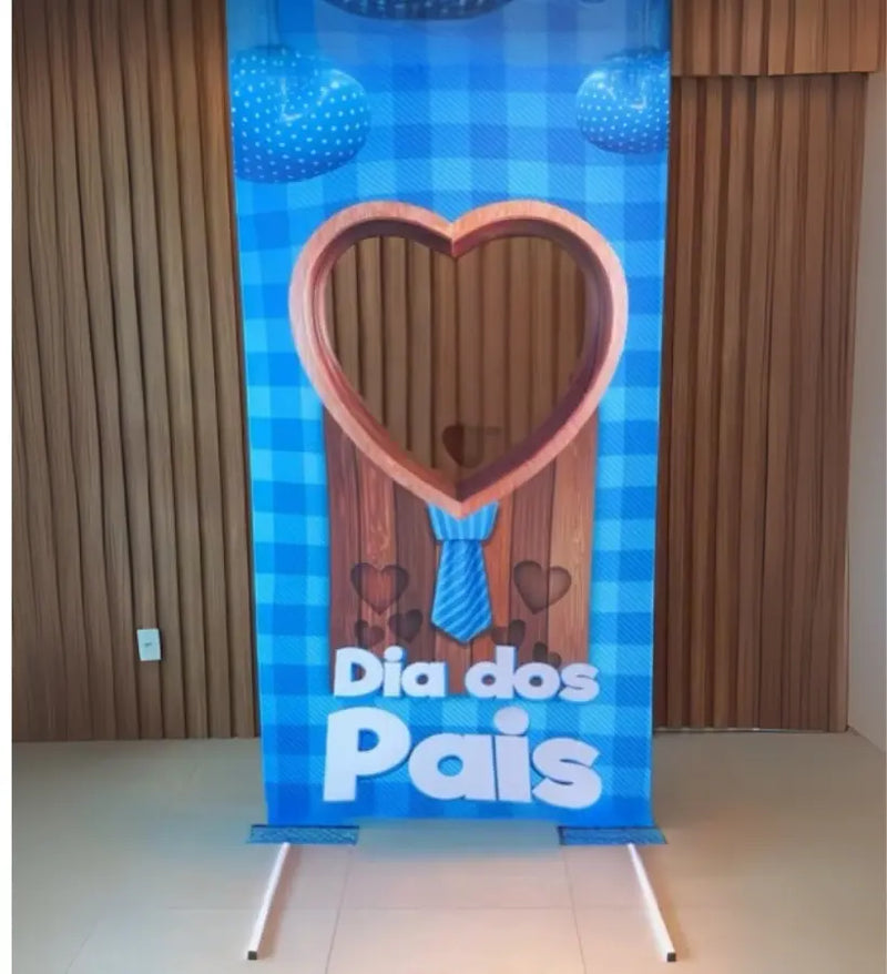 Painel Vazado Retangular Interativo + Estrutura Metálica dia dos pais